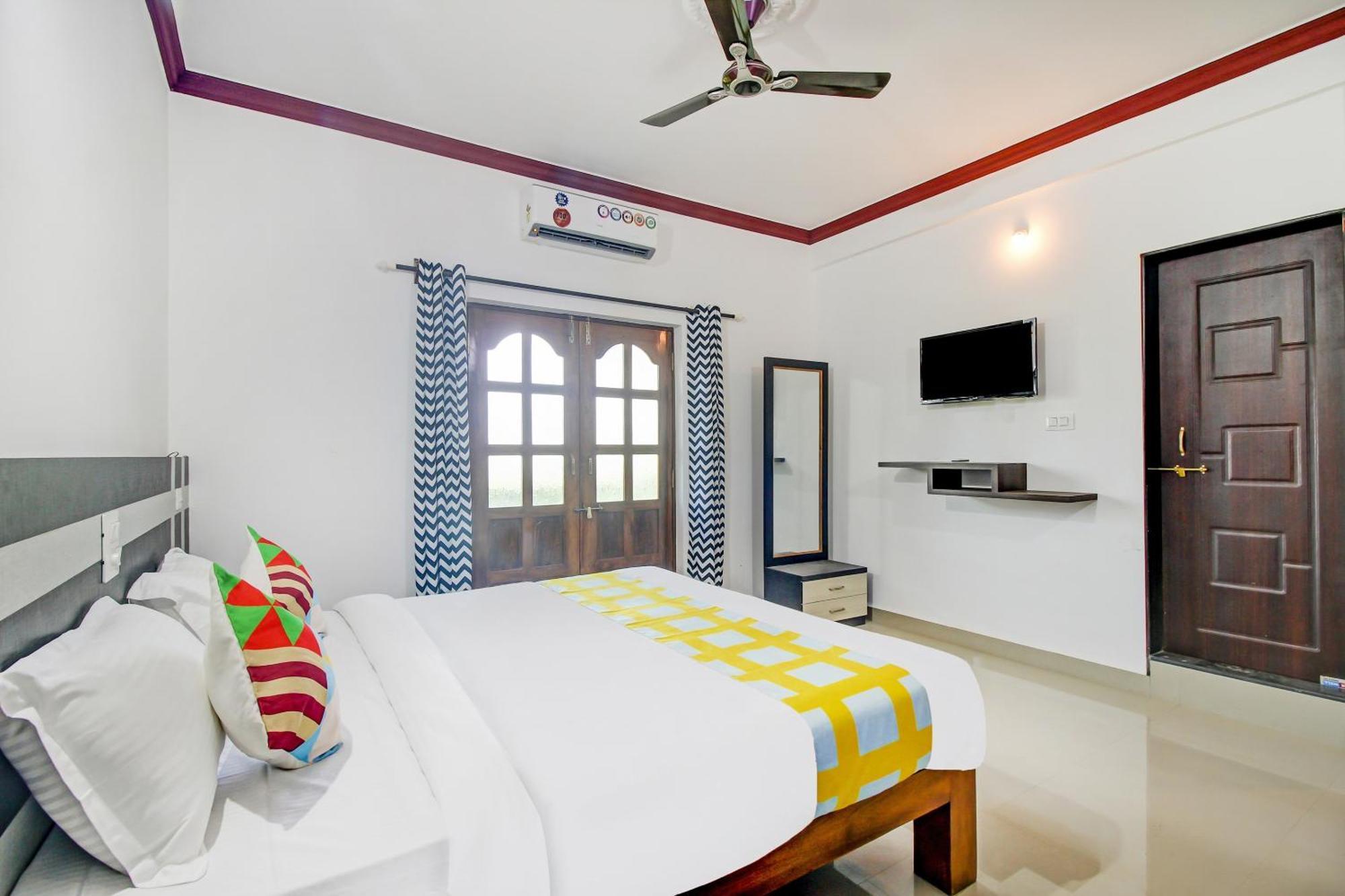 Super Hotel O Pradeep Guest House Near Baga Beach Ngoại thất bức ảnh